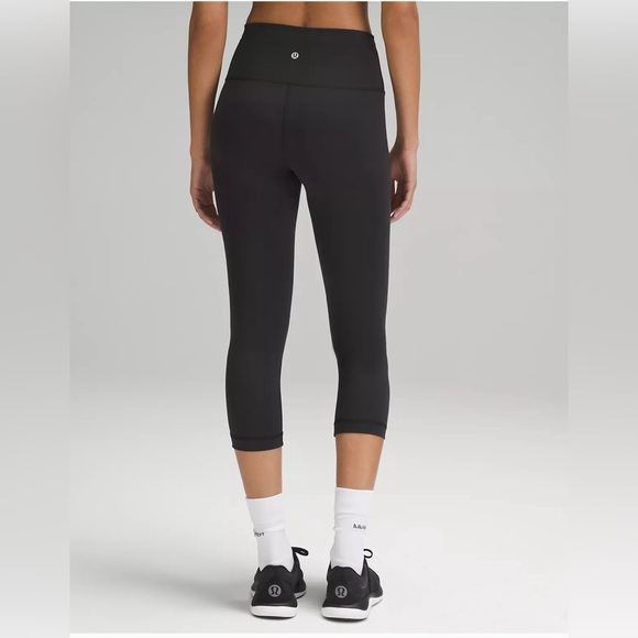 Lululemon Wunder Train High-Rise Crop 21” Size 10 - Picture 2 of 7